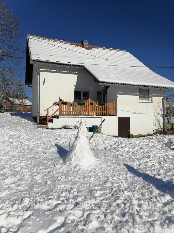 Ferienwohnung Lucija Lovinac  Exterior foto