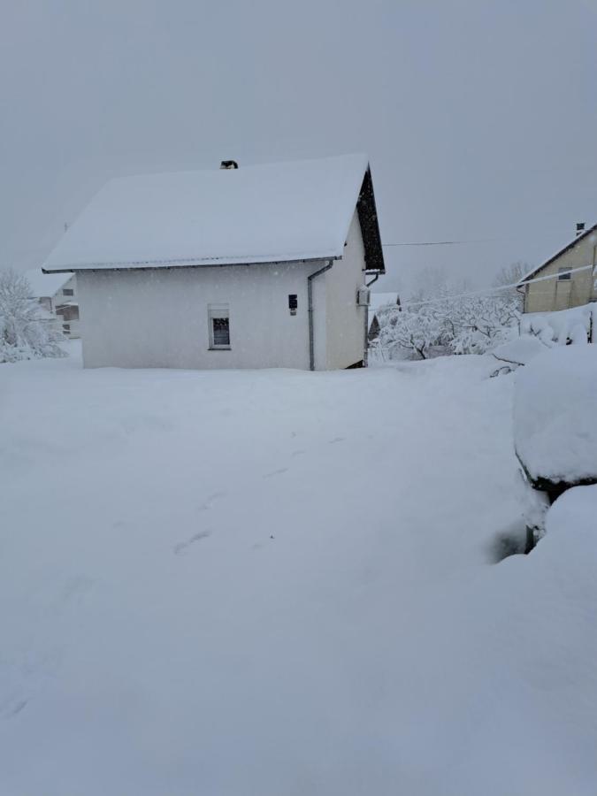 Ferienwohnung Lucija Lovinac  Exterior foto