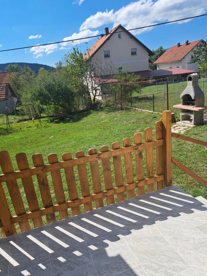 Ferienwohnung Lucija Lovinac  Exterior foto